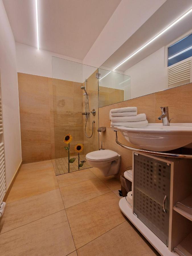 Langstein Bio Urlaub & Genuss Villa โกลดราโน ภายนอก รูปภาพ